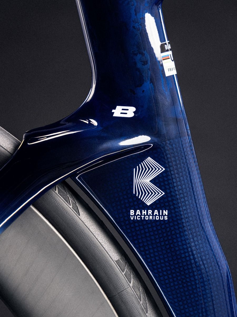 Bianchi Oltre RC Team Replica 2026 Team Bahrain Victorious 25