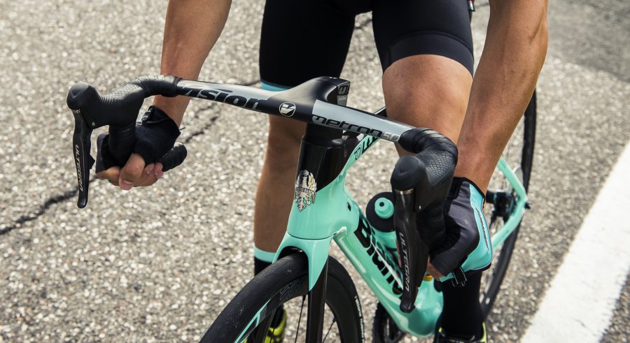 bianchi vision metron 5d integrated handlebar