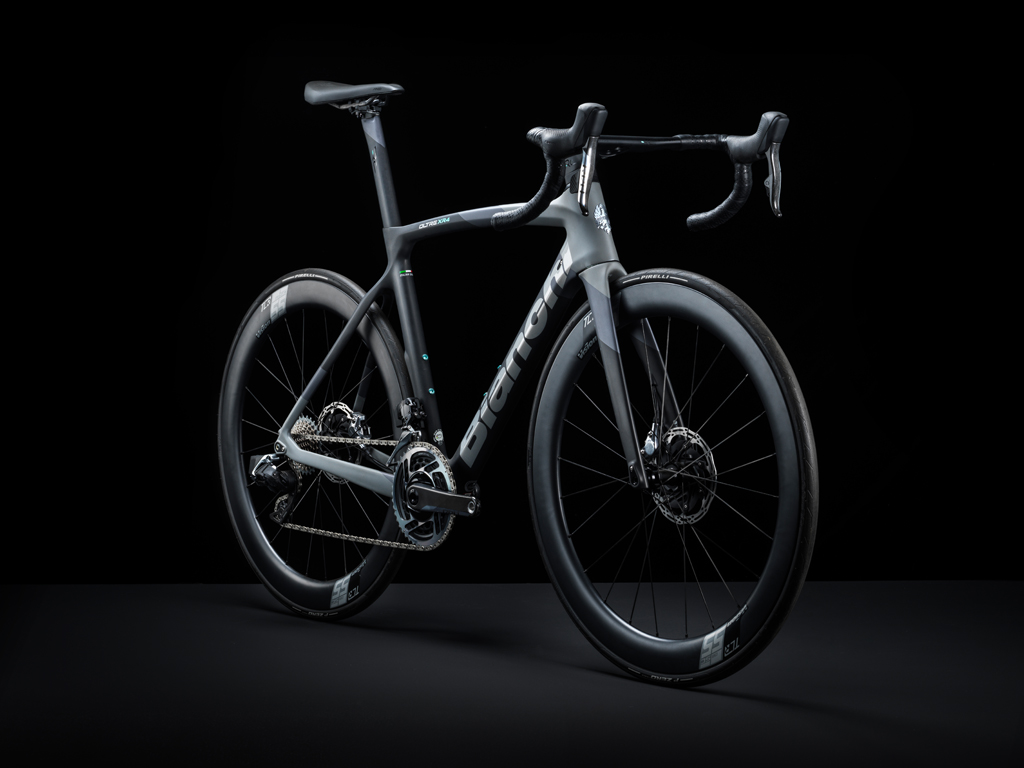 biciclette bianchi modello clio ricamo carter spillo