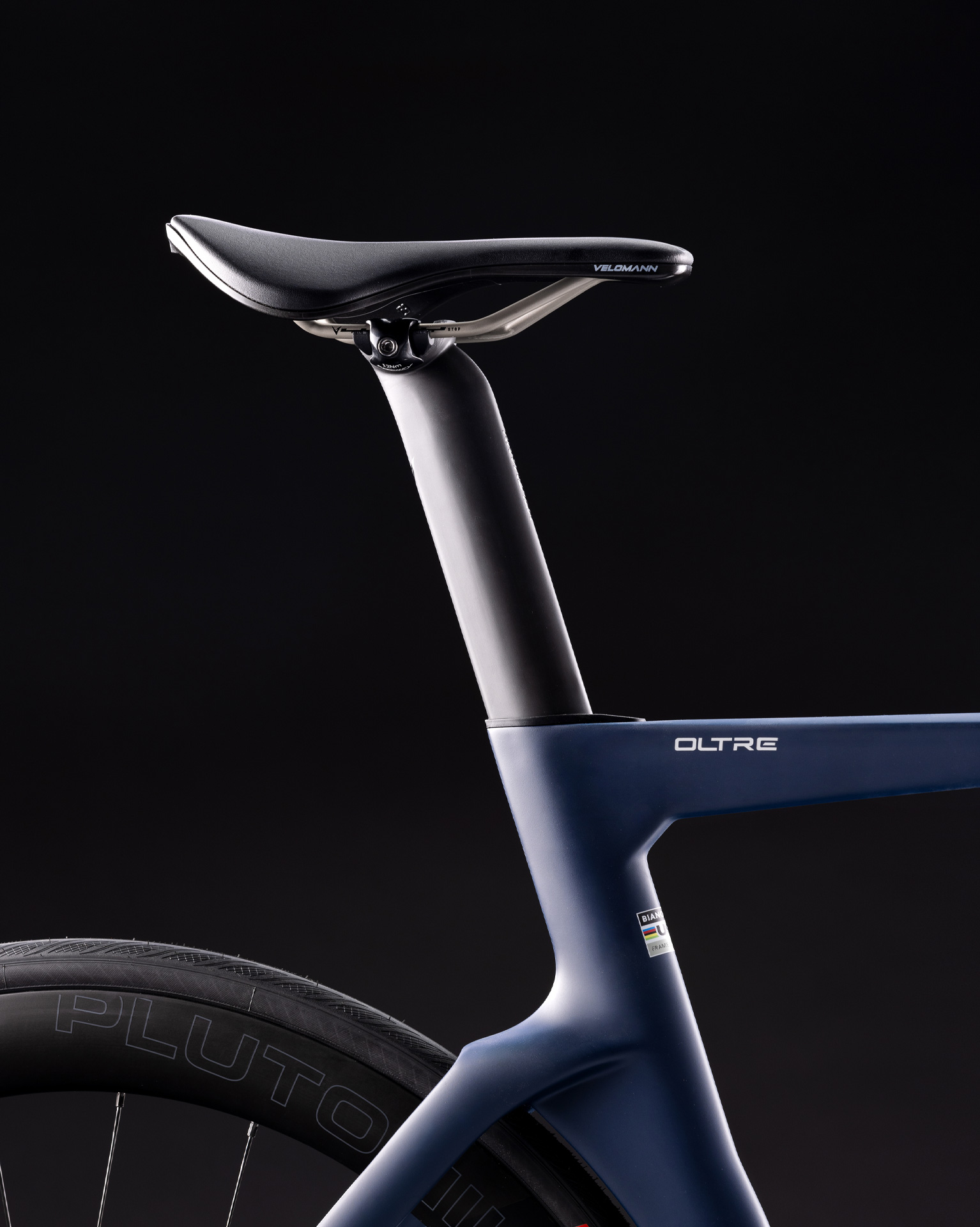 Oltre New Colours | Bianchi