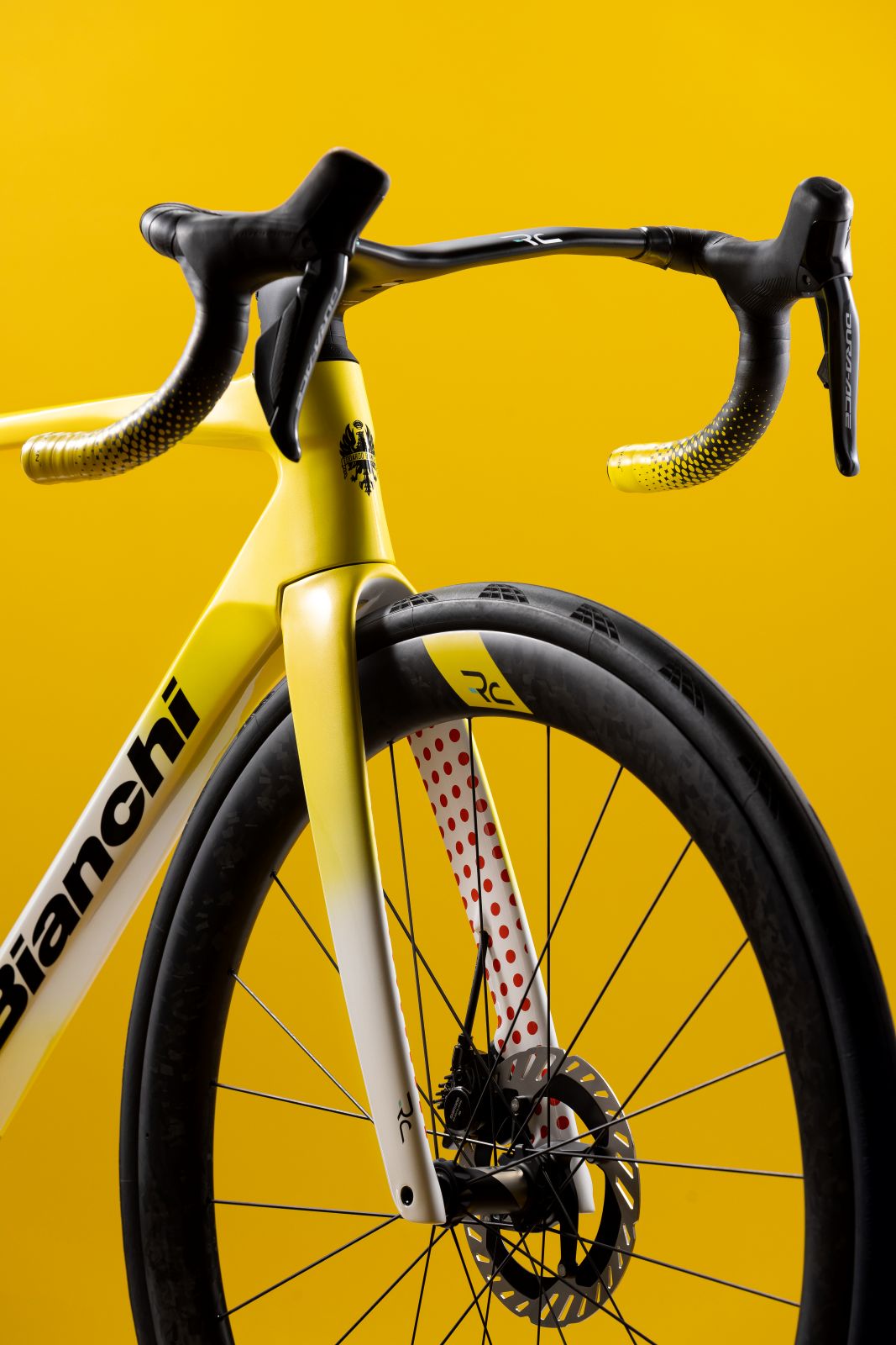 Bianchi RC 49R Tour de France edition carbon wheel detail